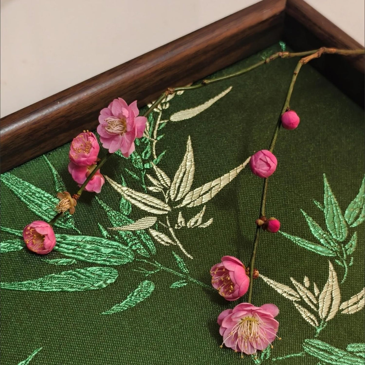 Bamboo Embroidered Decorative Tray Wooden Catchall Tray for Dresser, Nightstand, Entryway Table, Jewelry, Keys and Small Items